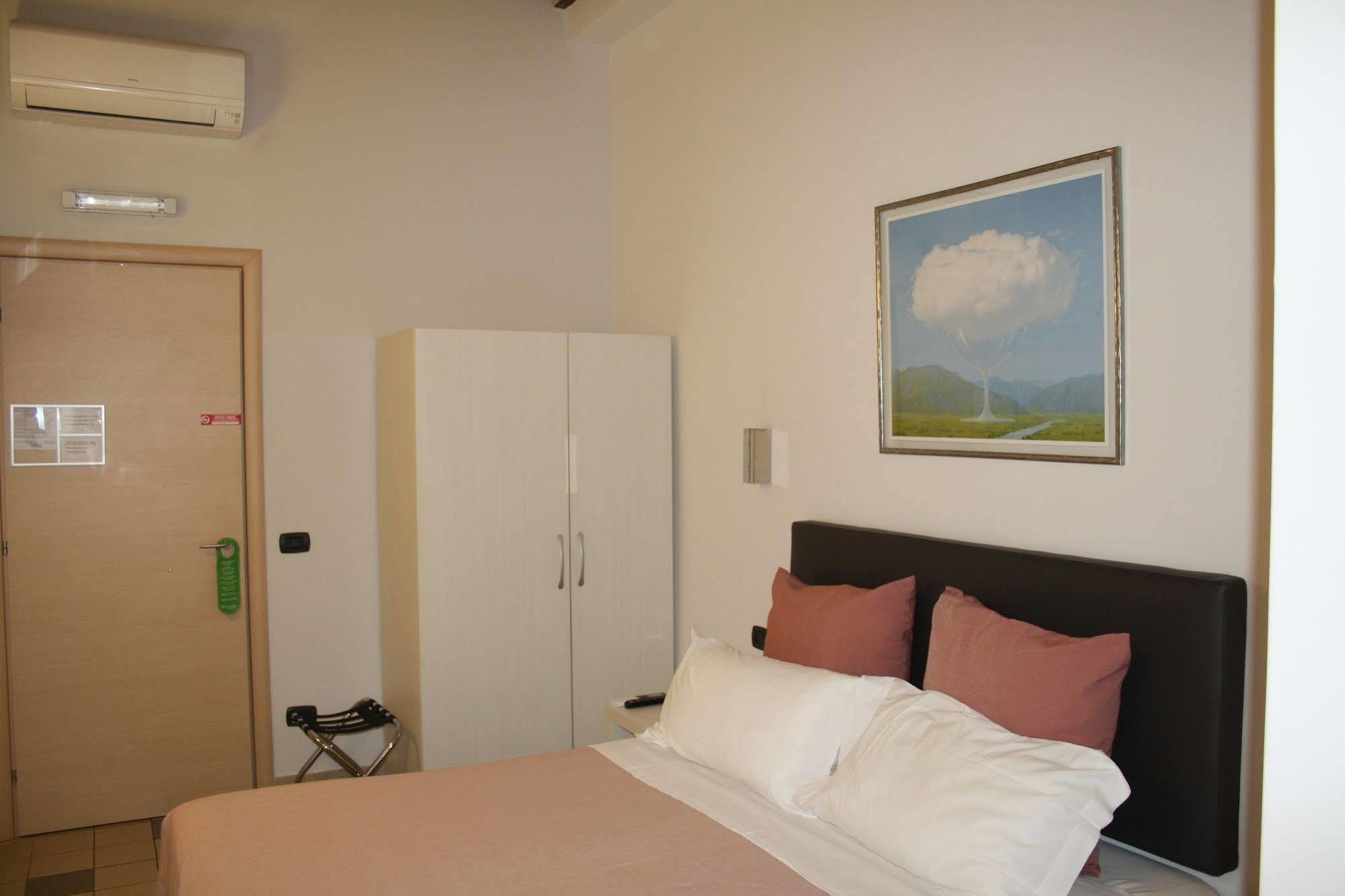 Rooms For You Roma Dış mekan fotoğraf